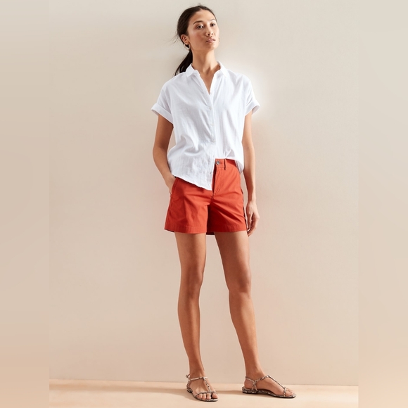 Banana Republic Pants - Banana Republic Chino shorts, sz. 10